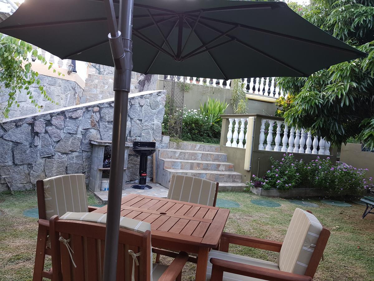 شقة Hibiscus House Seychelles Self Catering فيكتوريا المظهر الخارجي الصورة