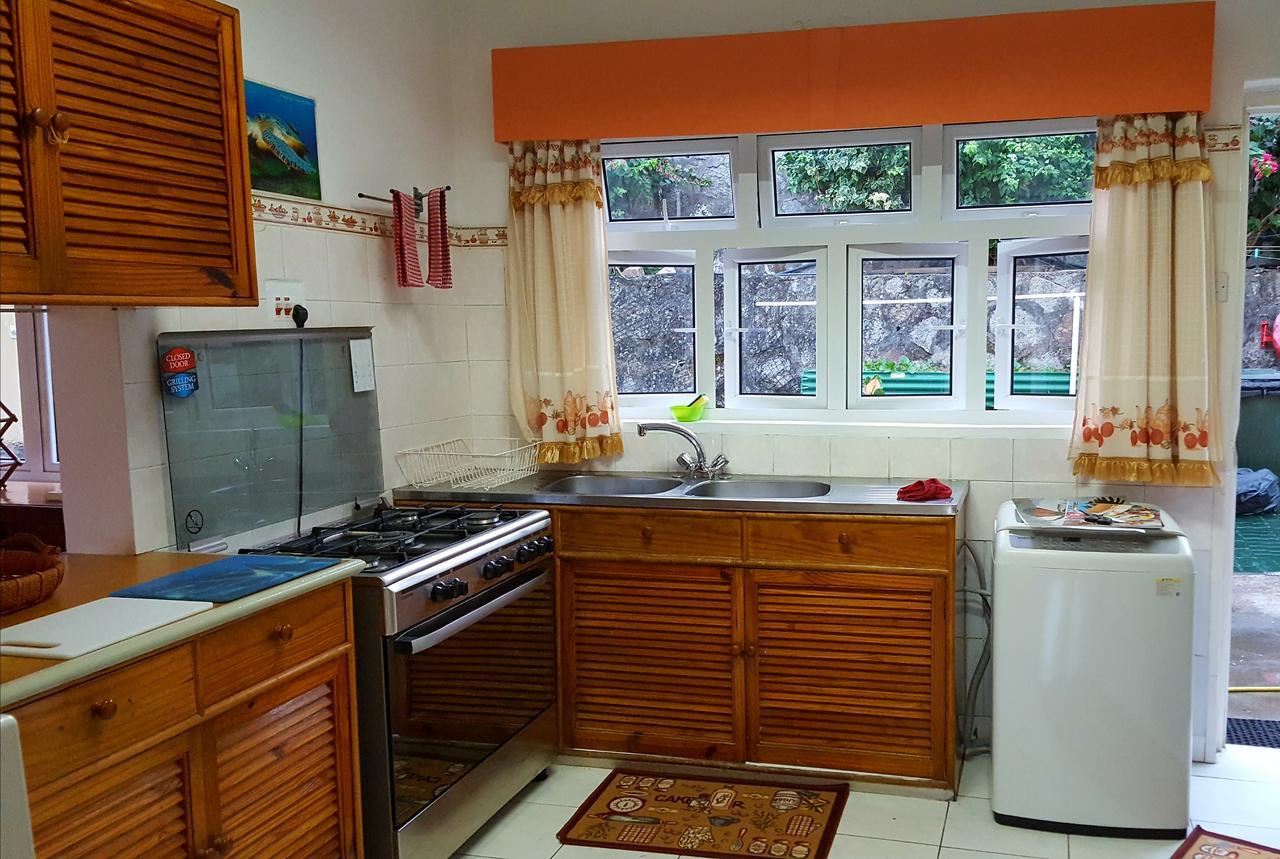 شقة Hibiscus House Seychelles Self Catering فيكتوريا المظهر الخارجي الصورة