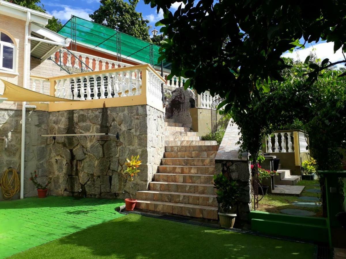 شقة Hibiscus House Seychelles Self Catering فيكتوريا المظهر الخارجي الصورة